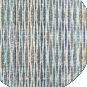 Homeroots 4' Blue Round Ombre Tufted Handmade Area Rug  Polyester 491766