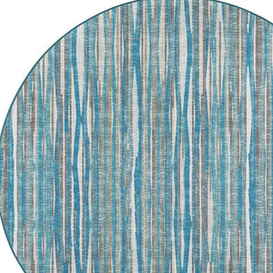 Homeroots 10' Blue Round Ombre Tufted Handmade Area Rug  Polyester 491783