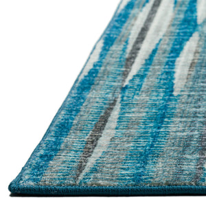 Homeroots 5' X 8' Blue Ombre Tufted Handmade Area Rug  Polyester 491789