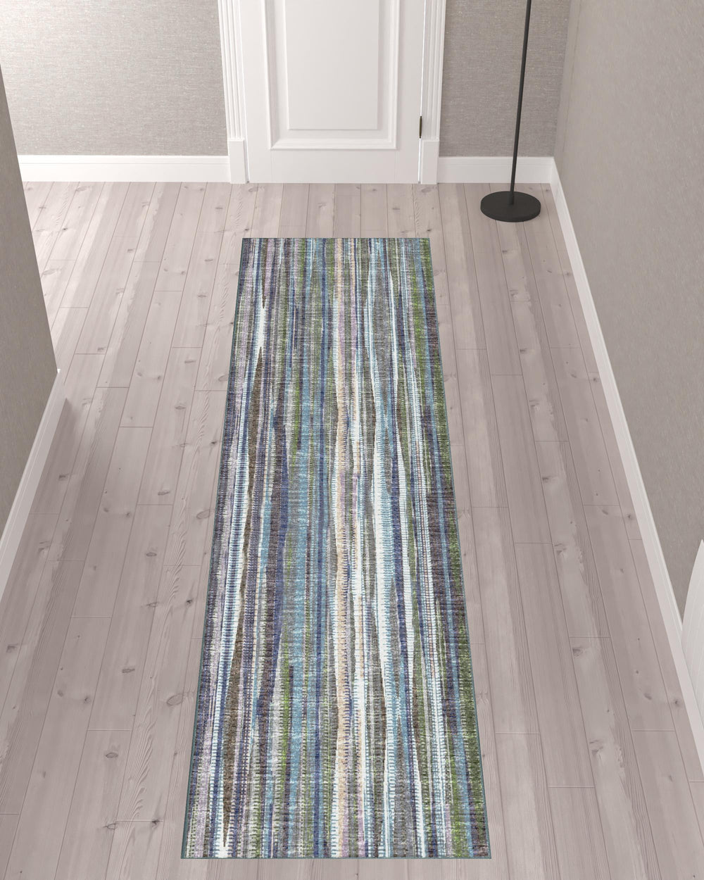 Homeroots 3' X 10' Purple Ombre Tufted Runner Rug  Polyester 491808