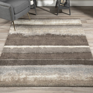 Homeroots 10' X 13' Brown And Ivory Abstract Area Rug  Polypropylene 491902