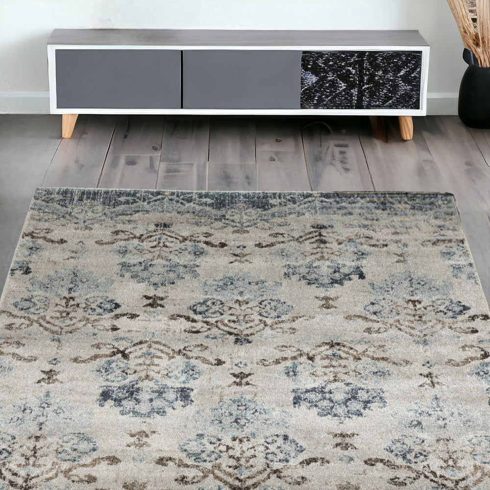 Homeroots 5' X 8' Blue And Ivory Oriental Area Rug  Polypropylene 491908