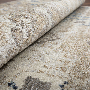 Homeroots 5' X 8' Ivory Oriental Distressed Area Rug  Polypropylene 491944