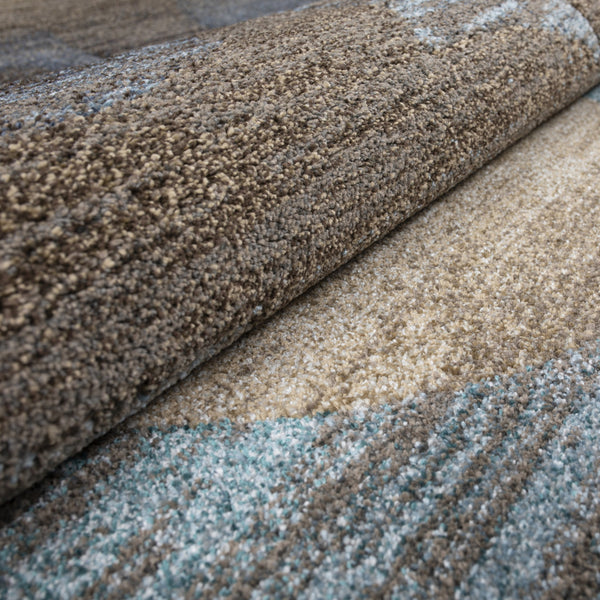 Homeroots 5' X 8' Brown And Beige Abstract Area Rug  Polypropylene 491952