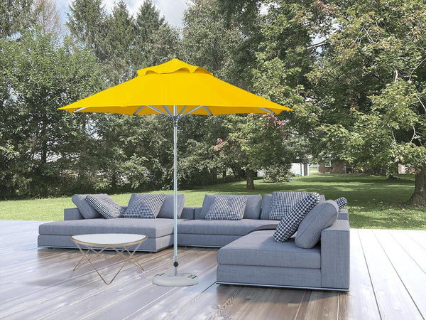 Homeroots 10' Yellow Polyester Round Market Patio Umbrella  Aluminum 491975