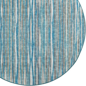 Homeroots 6' Blue Round Ombre Tufted Handmade Area Rug  Polyester 493045