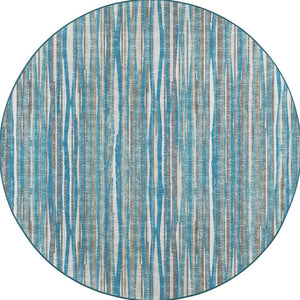 Homeroots 6' Blue Round Ombre Tufted Handmade Area Rug  Polyester 493045