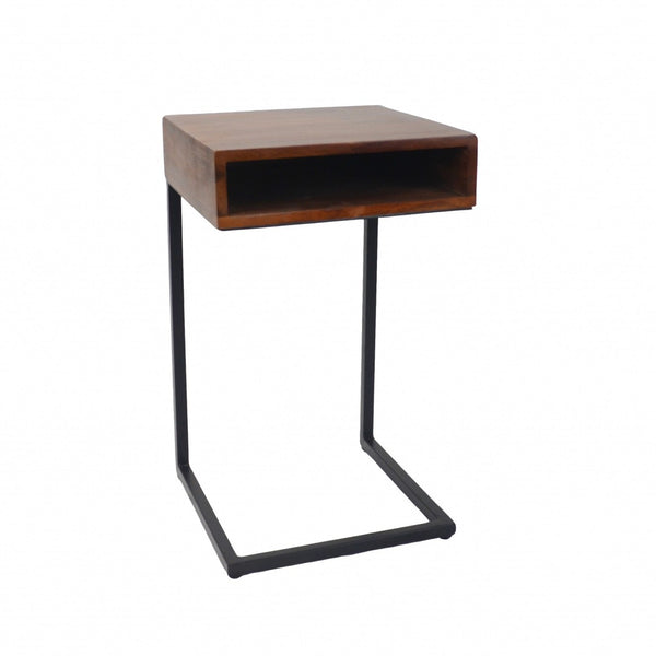 HomeRoots 24" Elegant Gold and Natural Solid Wood Square End Table - Chic Modern Design for Any Space 493227
