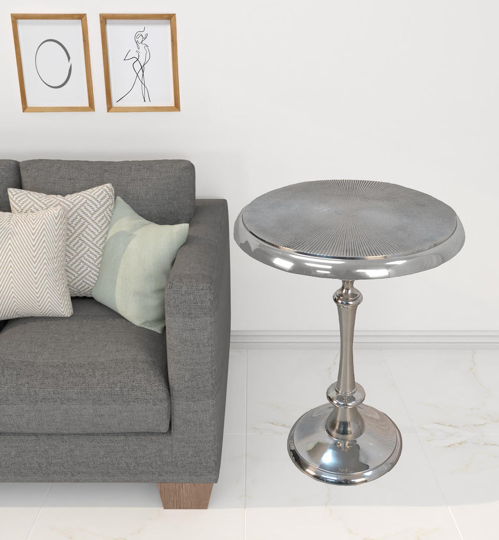 Homeroots 25" Aluminum Metal Textured Round Top End Table   493243