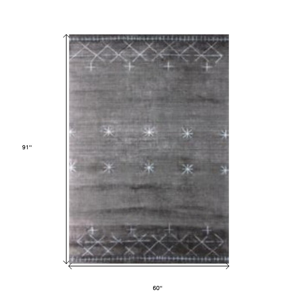 HomeRoots 5' Charcoal and Silver Abstract Ombre Area Rug with Stars - Hand-Loomed, Soft Texture, Unique Design 493262