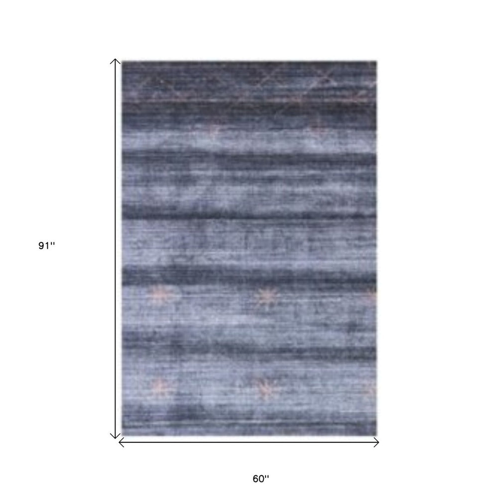 HomeRoots 5' X 8' Abstract Ombre Hand Loomed Area Rug with Star Motifs – Cozy Artisanal Accent for Any Room Gray, Ivory 493263