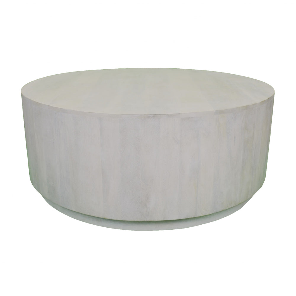 Homeroots 42" Rustic White Solid Wood Round Distressed Coffee Table   493312