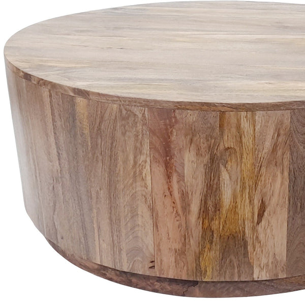 Homeroots 42" Natural Solid Wood Round Coffee Table   493314