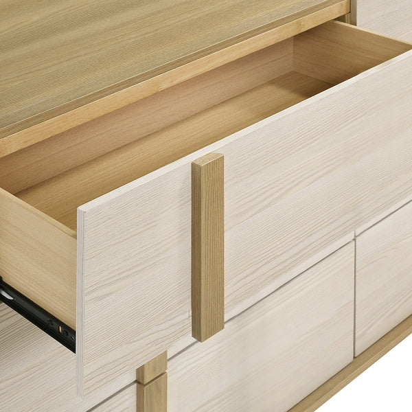 English Elm Lincoln Natural 4-Piece Queen Bedroom Set: Bright, Durable Design With Soft Lighting & Easy Storage Solutions B062S01366