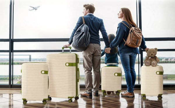 English Elm 4 Piece Abs Hard Shell Luggage Set with Spinner Wheels Tsa Lock and Packing Cubes N730P326613I
