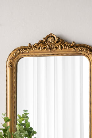 English Elm 23.5x37.5" Rococo Arched Wall Mirror in Gleaming Gold Finish with Ornate Crest for Luxe Décor W2078P372549