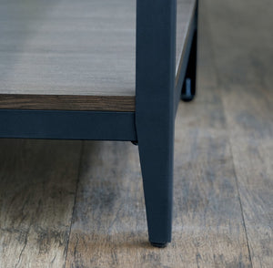 English Elm Wallace & Bay - Brown End Table - Elegant Modern Farmhouse Accent Table With Solid Wood, Versatile & Easy Care Design B2709P212399-GIGA