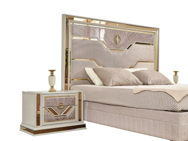 English Elm Omari Modern 4-Piece King Upholstered Bedroom Set With Gold Accents & Hydraulic Storage In Beige B009S01793-GIGA