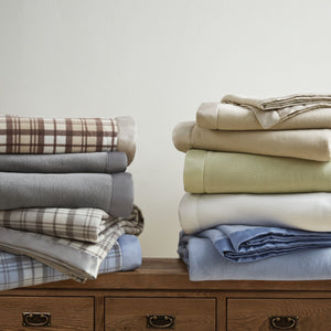 English Elm Microfleece Twin Blanket 66x90 | Ultra-Soft 100% Polyester Brushed Microfleece, Anti-Pilling Grid Touch Grey 15.55 L x 12.4 W x 7.09 H B035P294149