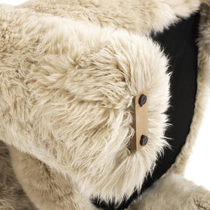 English Elm Jennifer Taylor Home - Avalon Genuine Sheepskin 35" Split Barrel Back Accent Chair in Natural Blonde Fur – Cozy Chic Seat B2719P290776