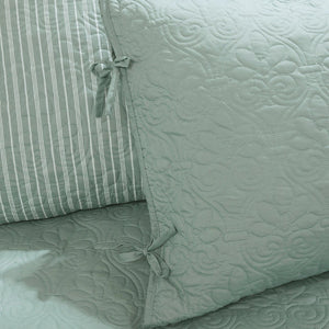 English Elm 6 Madison Park Quebec Daybed Cover Set Reversible Twin 6-Piece Cottage Quilted Microfiber with Antimicrobial Protection Seafoam 17.72 L x 15.75 W x 8.66 H B03597487