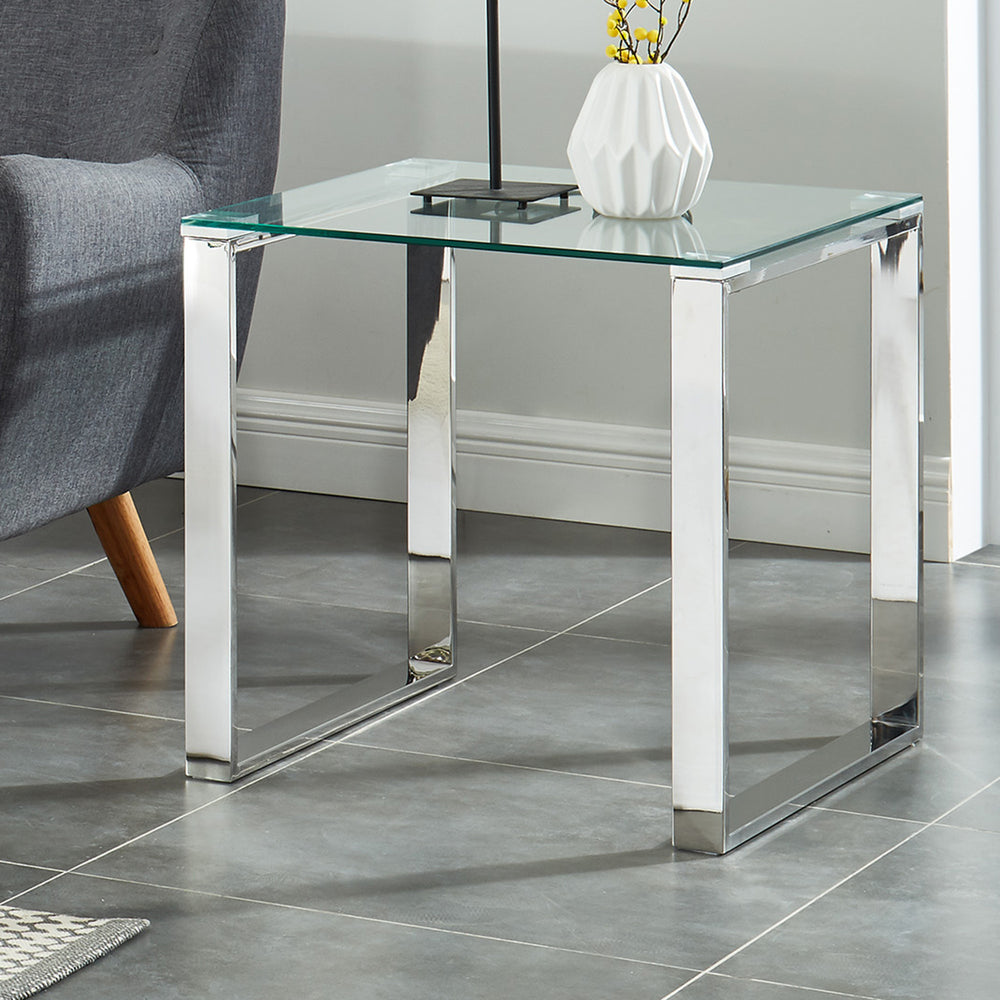 Worldwide Home Furnishings Zevon-accent Table - Polished Silver & Clear Glass - Minimalist Modern Design For Any Space Silver Stainless Steel,Glass 501-408ch
