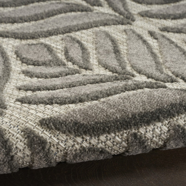HomeRoots 9' Charcoal Floral Area Rug - Stain Resistant, Non-Skid, Ideal for Family Spaces and Everyday Use 9' X 12' 505591
