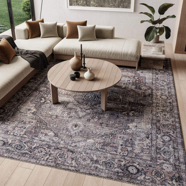 HomeRoots 5' Grey Oriental Power Loom Area Rug - Vintage-Inspired, Soft, Washable Design for Any Space 6' X 9' 505594