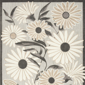 Homeroots 6' X 9' Beige Floral Stain Resistant Non Skid Area Rug  Polypropylene 505631