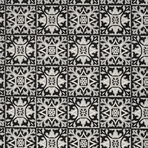 Homeroots 8' X 11' Black And White Geometric Non Skid Indoor Outdoor Area Rug  Polypropylene 505654