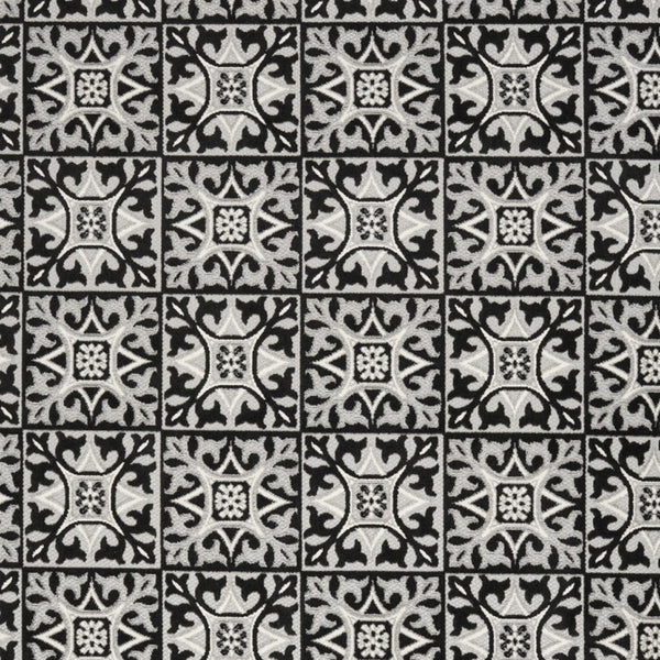 Homeroots 8' X 11' Black And White Geometric Non Skid Indoor Outdoor Area Rug  Polypropylene 505654
