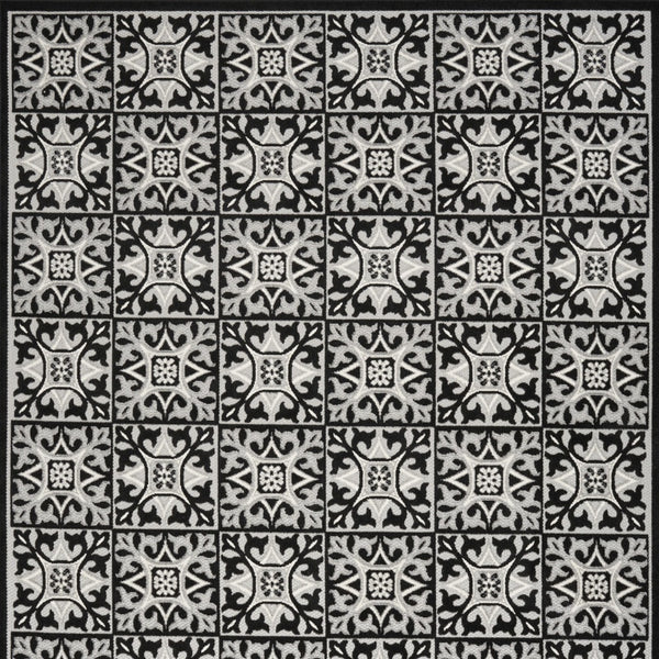 Homeroots 8' X 11' Black And White Geometric Non Skid Indoor Outdoor Area Rug  Polypropylene 505654