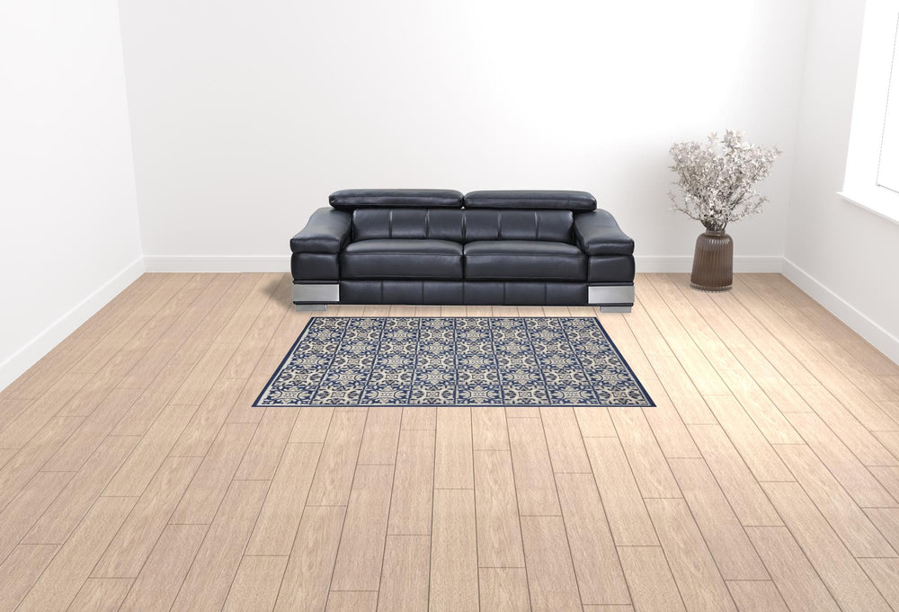 Homeroots 6' X 9' Blue Fleur De Lis Stain Resistant Non Skid Area Rug  Polypropylene 505655