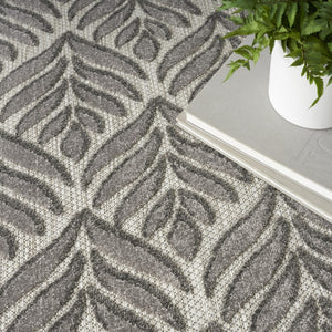 HomeRoots 9' Charcoal Floral Area Rug - Stain Resistant, Non-Skid, Ideal for Family Spaces and Everyday Use 6' X 9' 505670