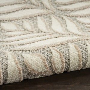 HomeRoots 9' Stunning Ivory and Grey Floral Area Rug - Stain Resistant, Non-Skid, Perfect for Any Room 6' X 9' 505675