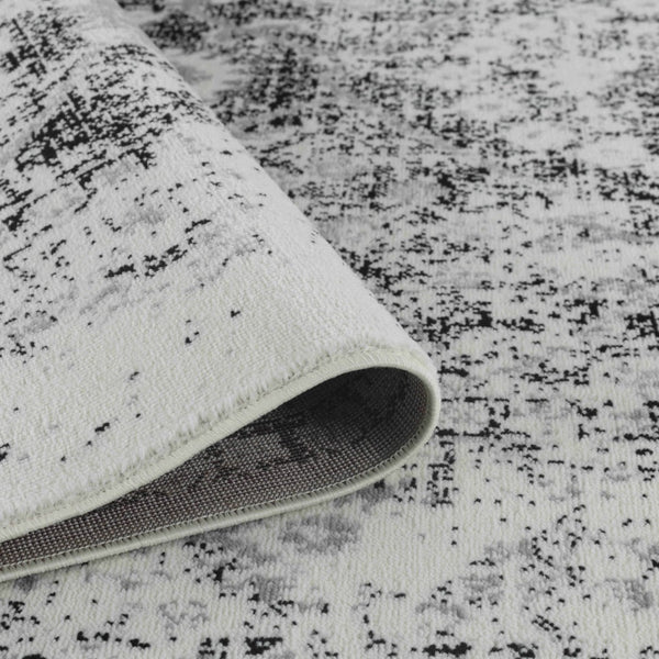HomeRoots 5' Black Oriental Area Rug – Timeless Elegance with Durable Construction for Any Room in Your Home 6' X 9' 506632