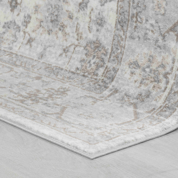 Homeroots 4' X 6' Grey Oriental Area Rug  Polypropylene 506642