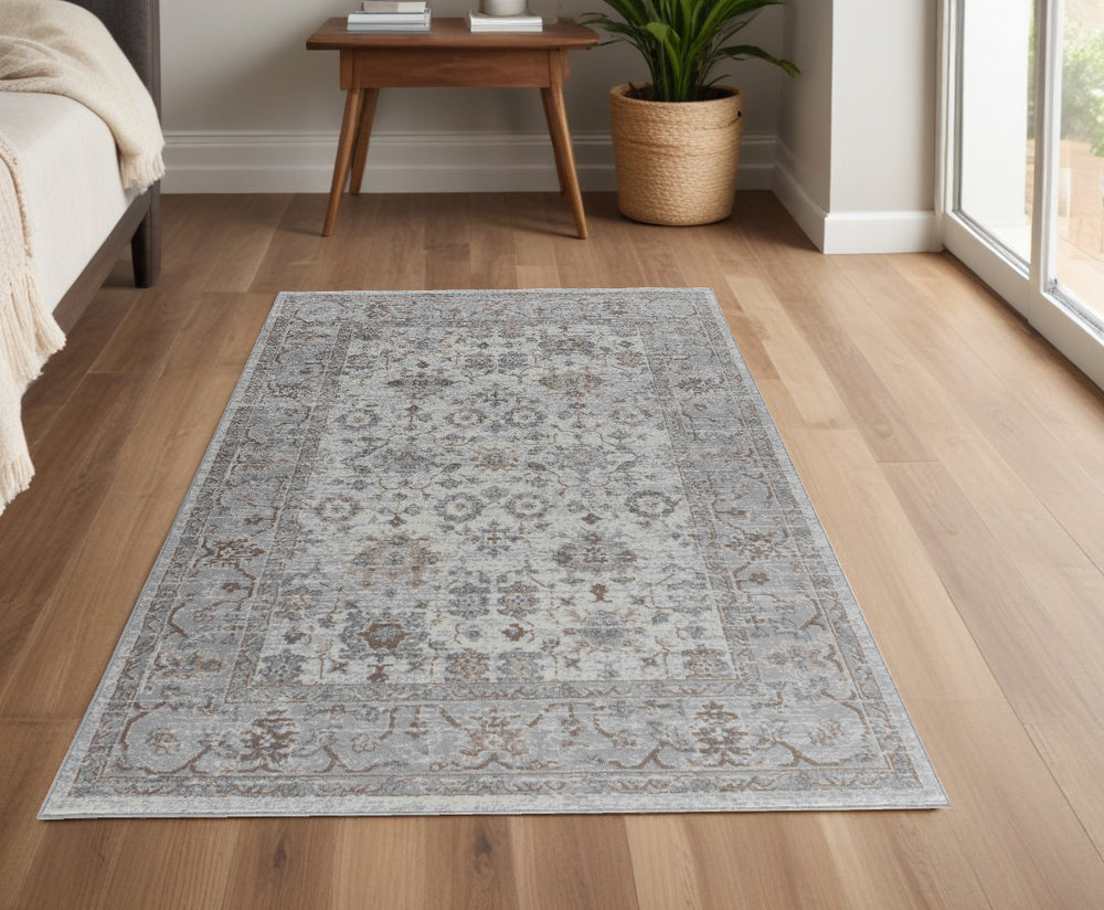 Homeroots 4' X 6' Grey Oriental Area Rug  Polypropylene 506642