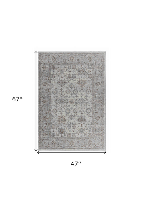 Homeroots 4' X 6' Grey Oriental Area Rug  Polypropylene 506642