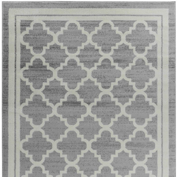 HomeRoots 5' Elegant Grey Moroccan Area Rug - Timeless Style, Durable Design, Perfect for Any Room Decor 5' X 7' 506651