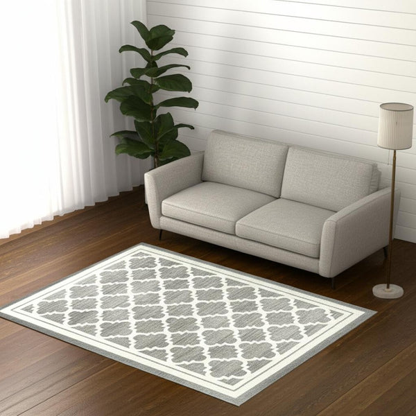 HomeRoots 5' Elegant Grey Moroccan Area Rug - Timeless Style, Durable Design, Perfect for Any Room Decor 5' X 7' 506651