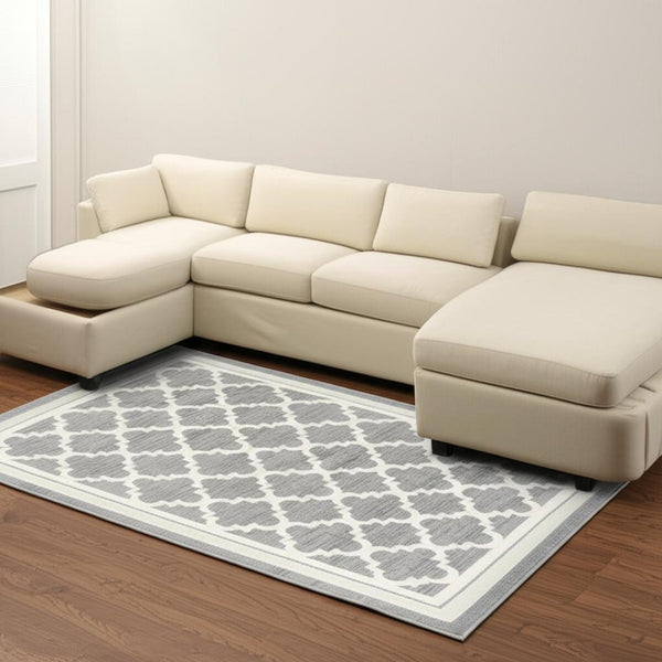 HomeRoots 5' Elegant Grey Moroccan Area Rug - Timeless Style, Durable Design, Perfect for Any Room Decor 6' X 9' 506652