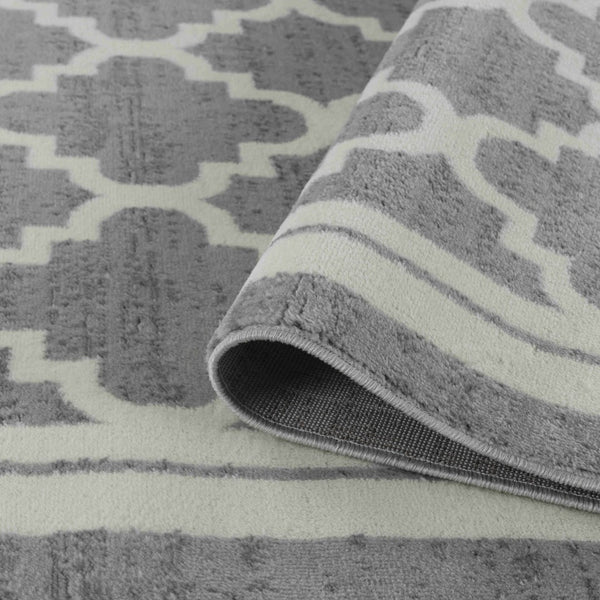 HomeRoots 5' Elegant Grey Moroccan Area Rug - Timeless Style, Durable Design, Perfect for Any Room Decor 8' X 10' 506653
