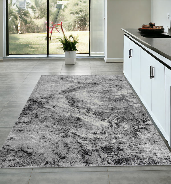 Homeroots 4' X 6' Grey Abstract Area Rug  Polypropylene 506672