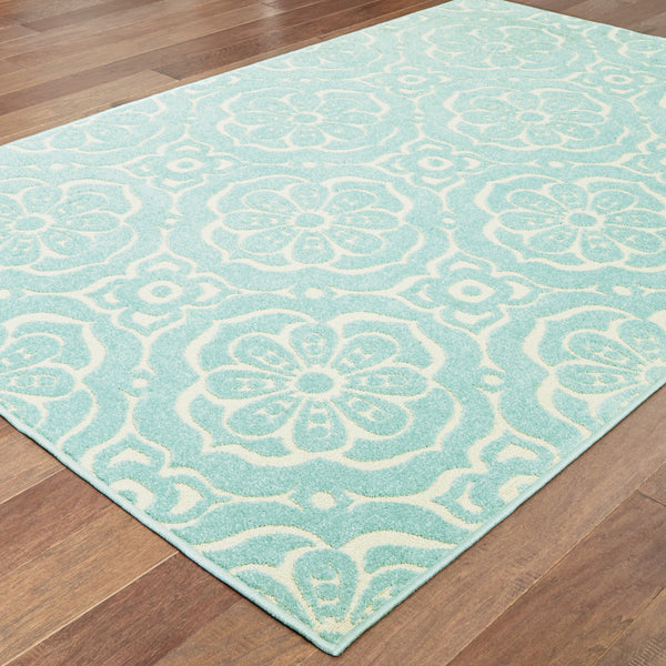 Homeroots 10' X 13' Blue And Ivory Floral Stain Resistant Indoor Outdoor Area Rug  Polypropylene 506695