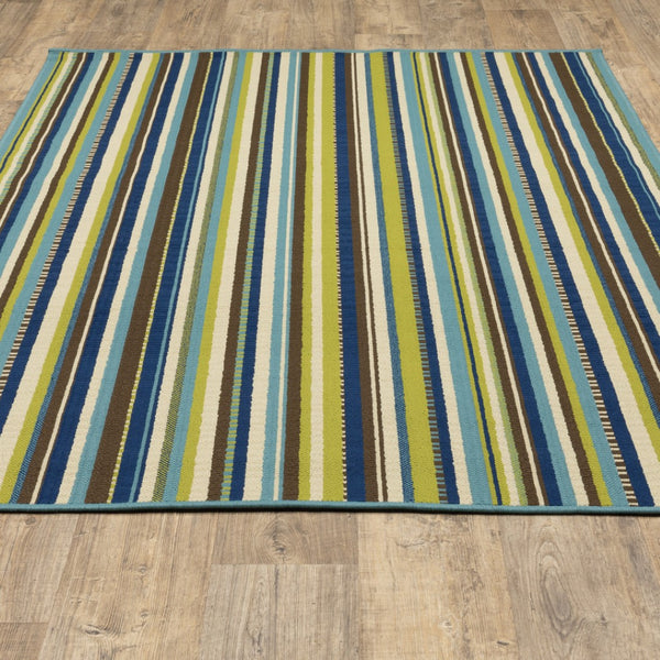 Homeroots 4' X 6' Blue And Green Striped Indoor Outdoor Rug - Stain Resistant, Stylish, Perfect For Kids & Pets 3'7" X 5'6" Polypropylene 506711