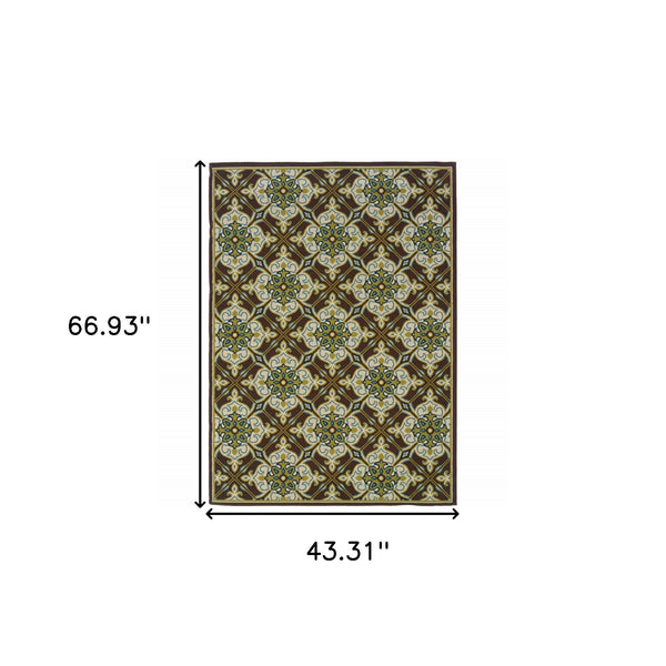 Homeroots 4' X 6' Brown And Ivory Floral Stain Resistant Area Rug - Perfect For Indoor & Outdoor Spaces! 3'7" X 5'6" Polypropylene 506720