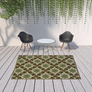 Homeroots 7' X 10' Brown And Ivory Floral Stain Resistant Indoor Outdoor Area Rug  Polypropylene 506722
