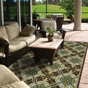 Homeroots 9' X 13' Brown And Ivory Floral Stain Resistant Indoor Outdoor Area Rug  Polypropylene 506724
