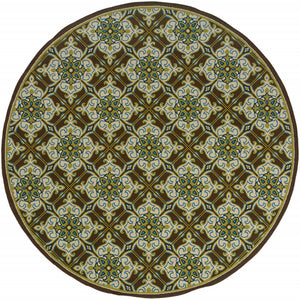 Homeroots 8' X 8' Brown And Ivory Round Floral Stain Resistant Indoor Outdoor Area Rug  Polypropylene 506725